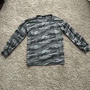 camo vici top